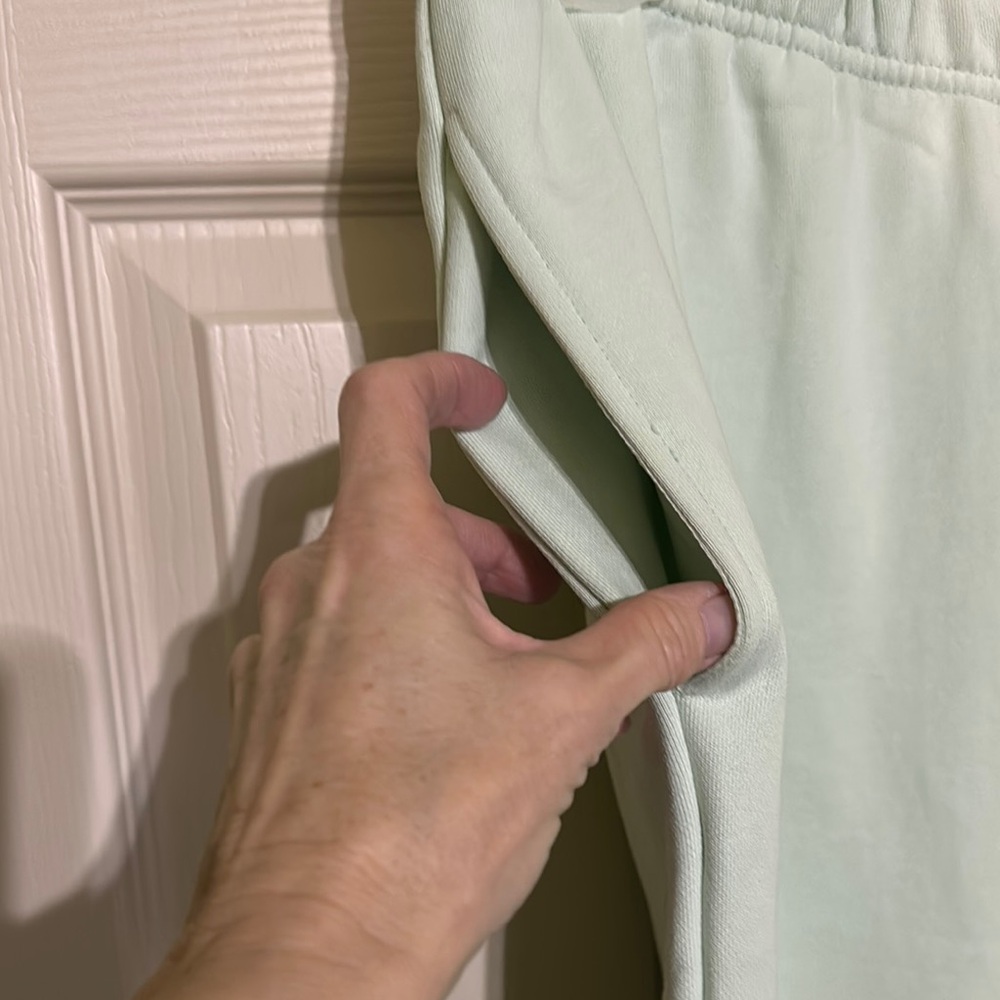 Brunette The Label - Picture 9 of 13